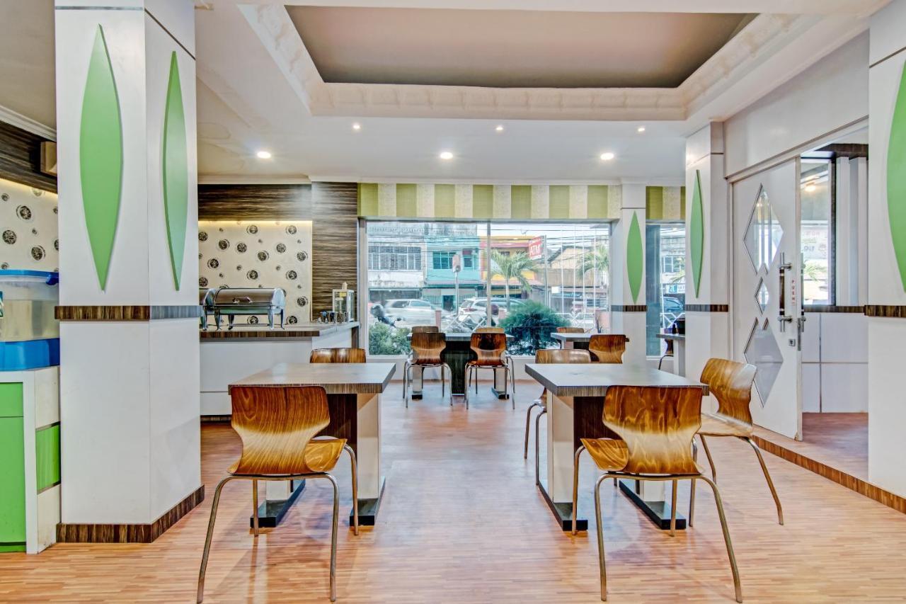 Oyo 90697 Hotel Wisata Dumai Eksteriør bilde