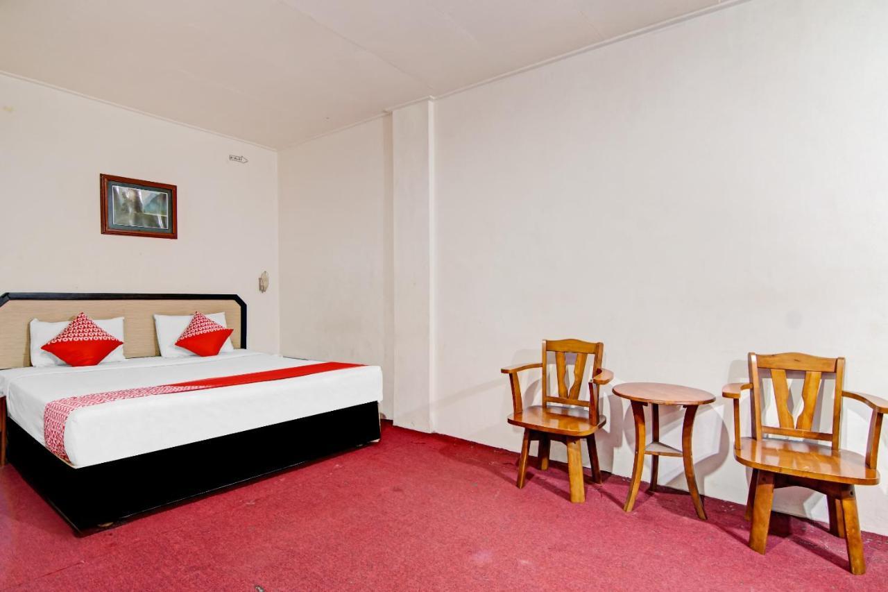 Oyo 90697 Hotel Wisata Dumai Eksteriør bilde
